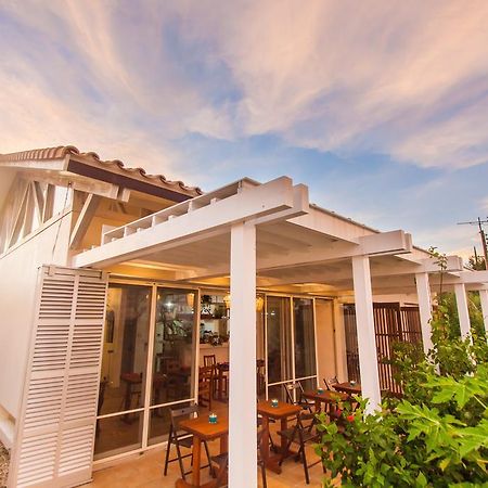 Cafe & Stay Moana Ishigaki  Exterior foto